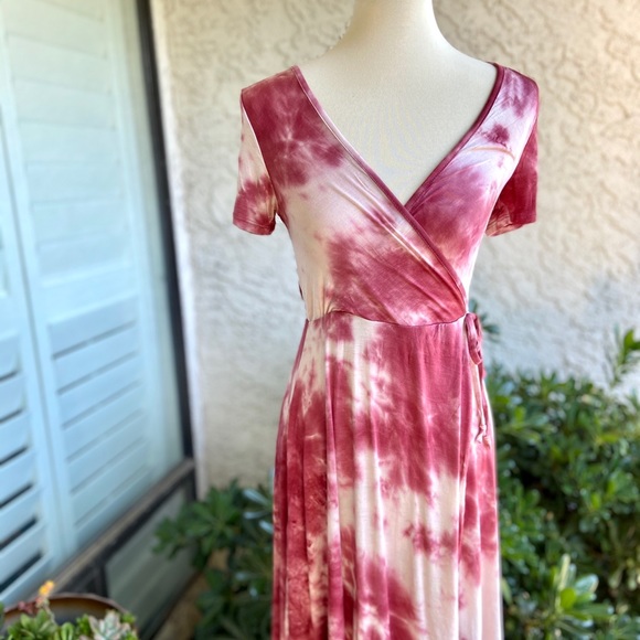 Dress - Picture 6 of 7